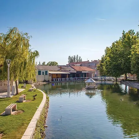 3 Bedroom Amazing In Dugogabe *