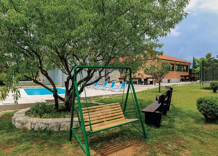 度假居 Three-bedroom In Dugogabe